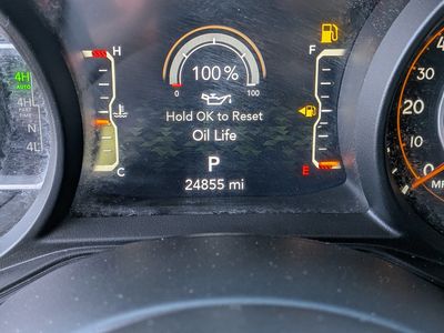 2024 Jeep Wrangler — photo 28 view