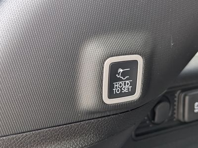2025 Jeep Grand Cherokee - Photo 15