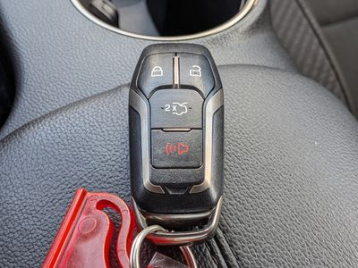 2017 Ford Mustang - Photo 34