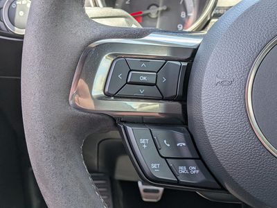 2017 Ford Mustang - Photo 25