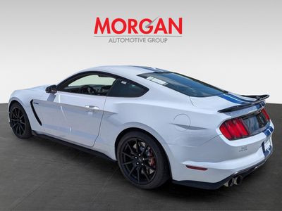 2017 Ford Mustang - Photo 6