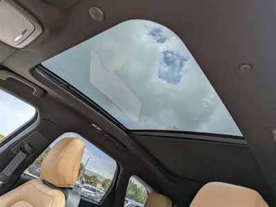 2021 Lincoln Corsair - Photo 24