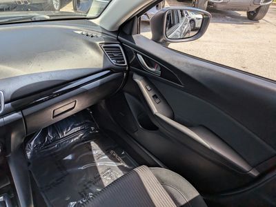 2015 Mazda Mazda3 - Photo 16