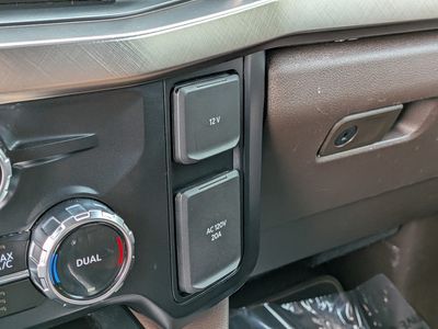2023 Ford Super Duty F-350 SRW — photo 33 view