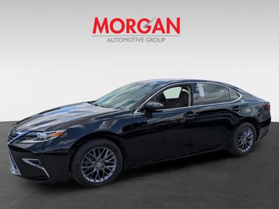 2018 Lexus ES - Photo 8