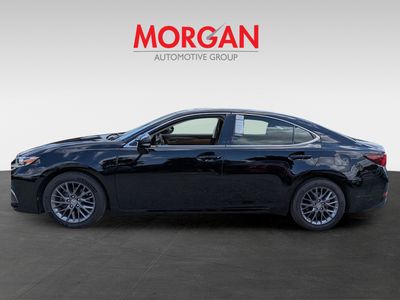 2018 Lexus ES - Photo 7