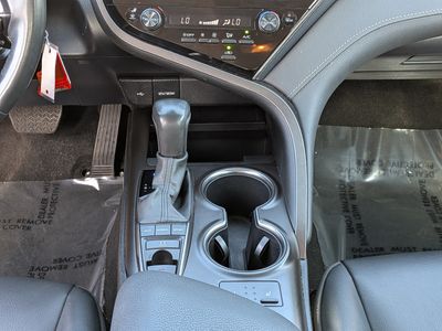 2024 Toyota Camry - Photo 18