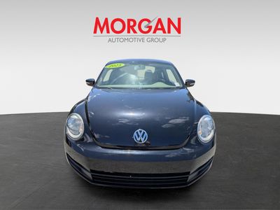 2015 Volkswagen Beetle Coupe — photo 9 view