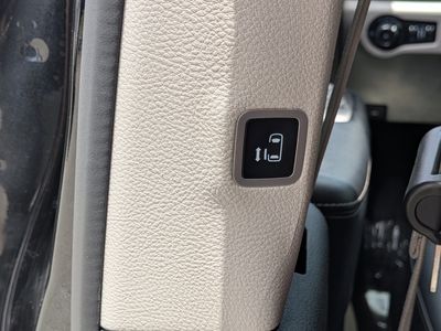 2024 Chrysler Pacifica - Photo 16