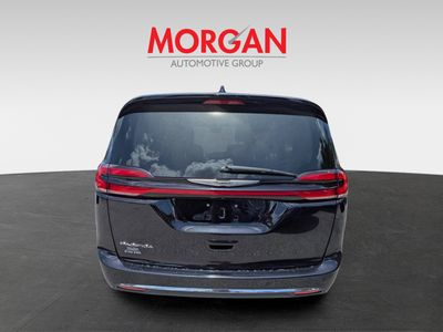 2024 Chrysler Pacifica - Photo 5