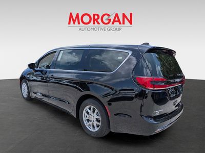2024 Chrysler Pacifica - Photo 6