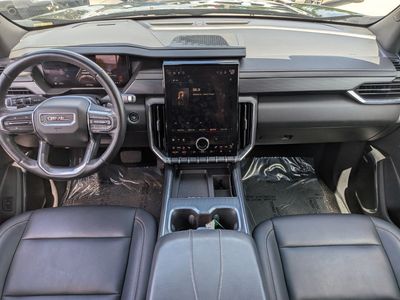 2024 GMC Acadia - Photo 17