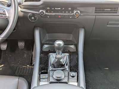 2025 Mazda Mazda3 Hatchback - Photo 19