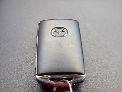 2025 Mazda Mazda3 Hatchback - Photo 32