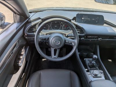 2025 Mazda Mazda3 Hatchback - Photo 16