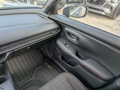 2025 Honda HR-V - Photo 17