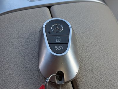 2025 Mercedes-Benz C-Class - Photo 33