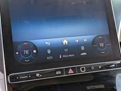 2025 Mercedes-Benz C-Class - Photo 30