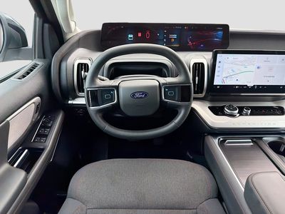 2025 Ford Expedition - Photo 18