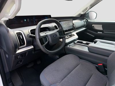 2025 Ford Expedition - Photo 28