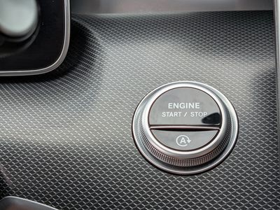 2025 Mercedes-Benz C-Class - Photo 28