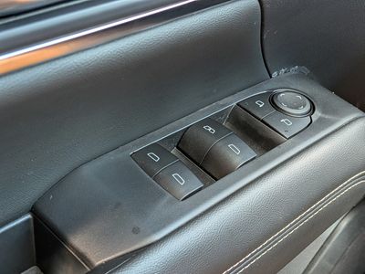 2025 GMC Terrain - Photo 23