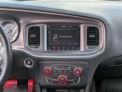 2019 Dodge Charger - Photo 18
