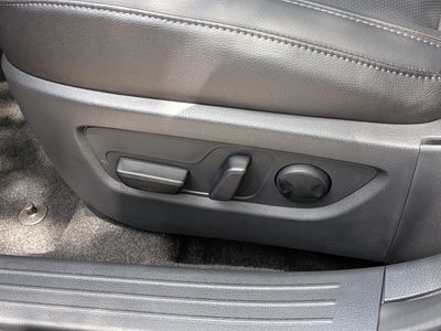 2026 Mazda CX-50 - Photo 21