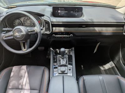 2026 Mazda CX-50 - Photo 16