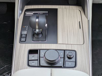 2026 Mazda CX-90 - Photo 17