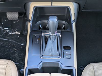 2026 Mazda CX-5 - Photo 17