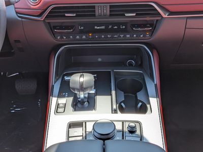 2026 Mazda CX-70 - Photo 21