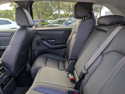 2026 Mazda CX-90 - Photo 13