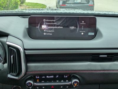 2026 Mazda CX-50 Hybrid — photo 17 view