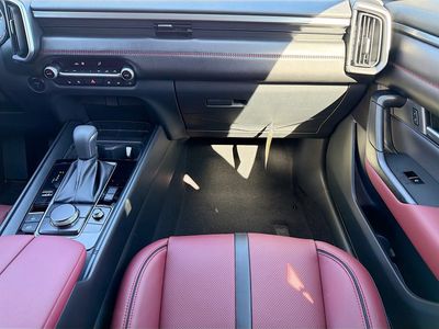 2026 Mazda CX-50 Hybrid — photo 18 view