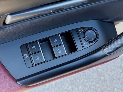 2026 Mazda CX-50 Hybrid — photo 23 view