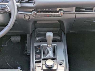 2026 Mazda CX-30 - Photo 18