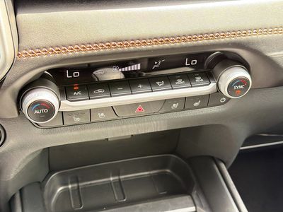 2026 Mazda CX-50 - Photo 34