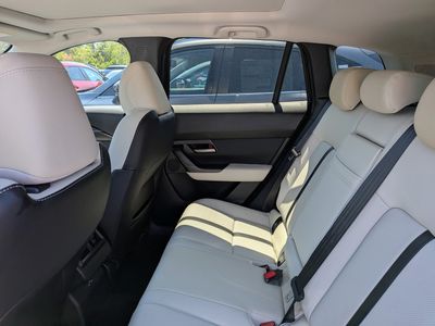 2026 Mazda CX-50 - Photo 13