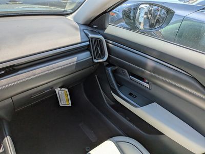 2026 Mazda CX-50 - Photo 17