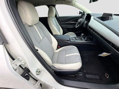 2026 Mazda CX-30 - Photo 16