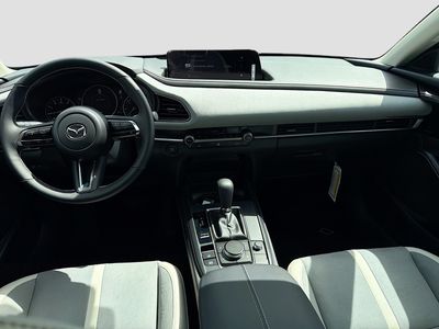 2026 Mazda CX-30 - Photo 18