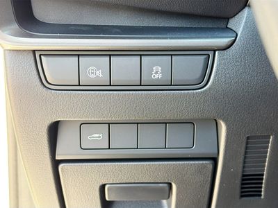 2026 Mazda Mazda3 Sedan - Photo 31