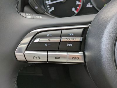 2026 Mazda CX-50 - Photo 21