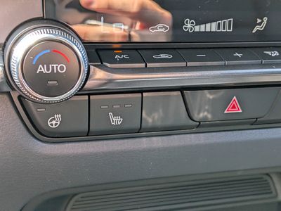 2026 Mazda CX-30 - Photo 27