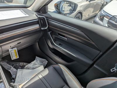 2026 Mazda CX-50 - Photo 15