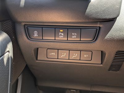 2026 Mazda CX-50 - Photo 22