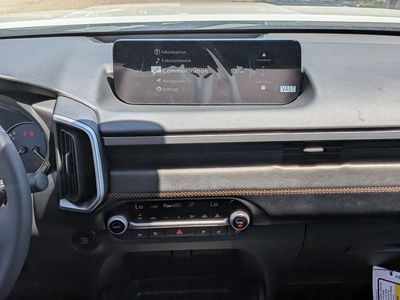 2026 Mazda CX-50 - Photo 18
