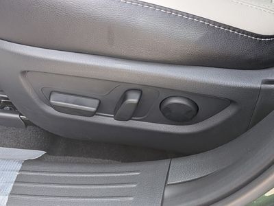 2026 Mazda CX-50 - Photo 22