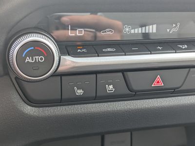 2026 Mazda CX-50 - Photo 31